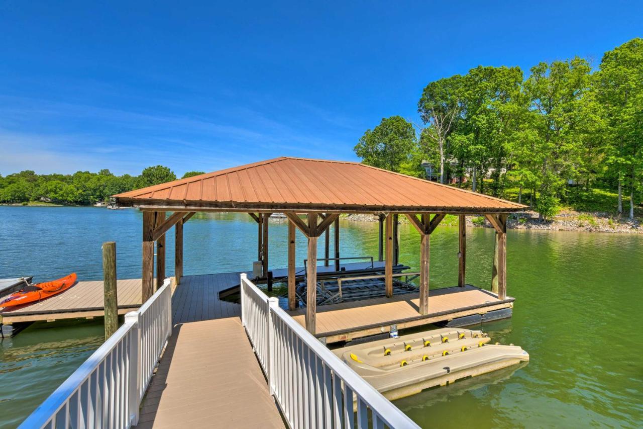 Lake Norman Retreat With Dock About 1 Mi To Marina! 穆尔斯维尔 外观 照片
